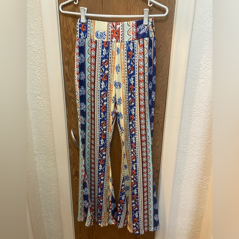 Boho printed Flare pants NWOT